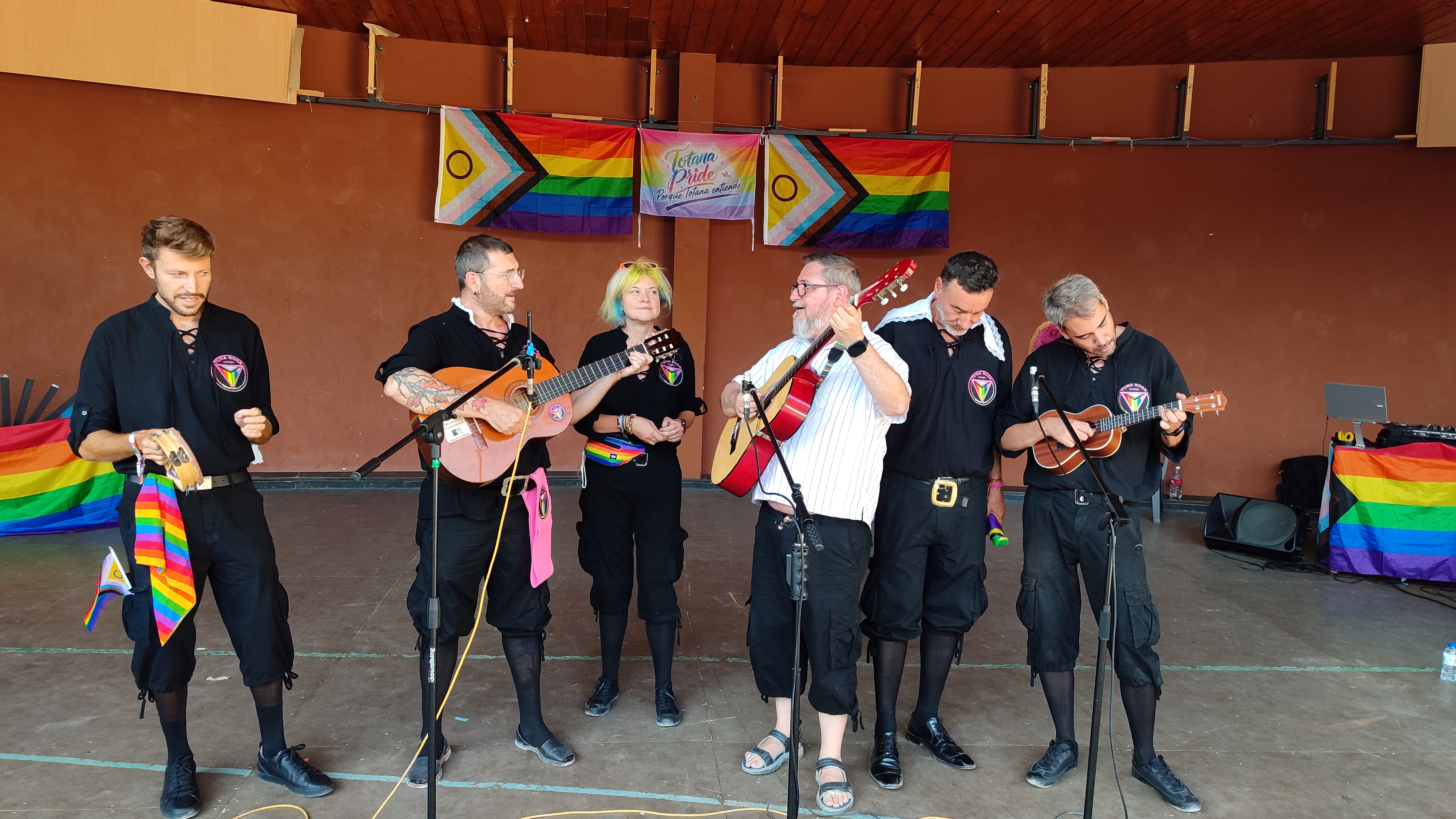 Prueba de sonido de Tuna Rosa en Totana